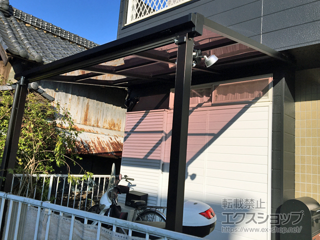 埼玉県越谷市ののテラス屋根 ソラリア F型 テラスタイプ 単体 積雪〜20cm対応 施工例