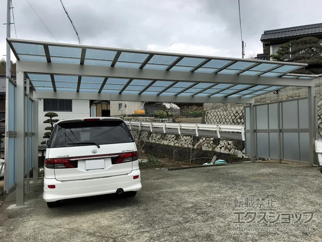 岡山県倉敷市のYKKAPのカーポート エフルージュ トリプル 積雪〜20cm対応 施工例