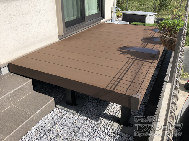 神奈川県横浜市ののウッドデッキ マージウッドデッキ 施工例