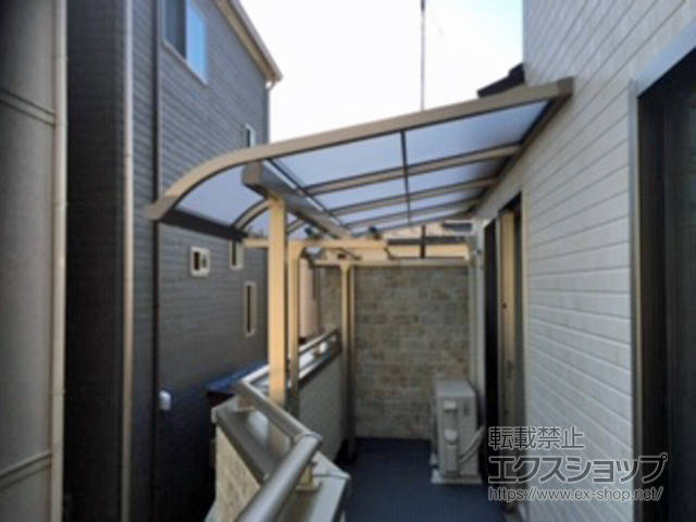 埼玉県狭山市ののバルコニー・ベランダ屋根 スピーネ R型 屋根タイプ 単体 積雪〜20cm対応 施工例