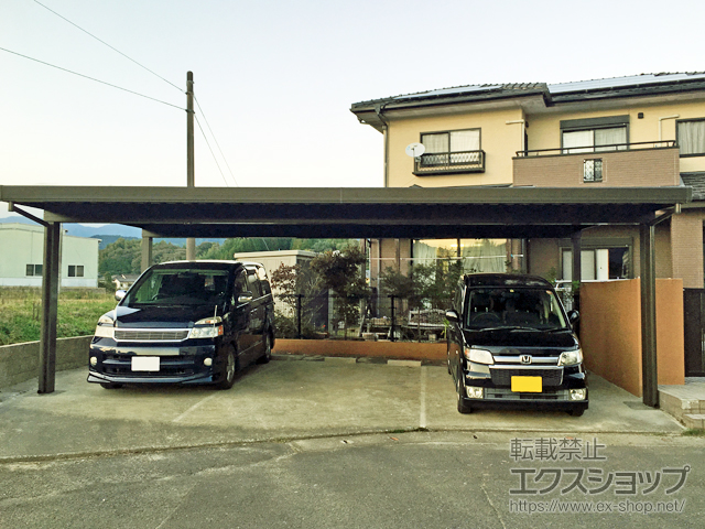 佐賀県多久市のLIXIL リクシル（トステム）のカーポート テリオスポートIII 1500 3台用 角柱4本柱 積雪〜50cm対応 施工例