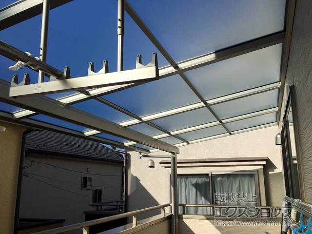 埼玉県朝霞市ののバルコニー・ベランダ屋根 ソラリア F型 屋根タイプ 連棟 積雪〜20cm対応 施工例