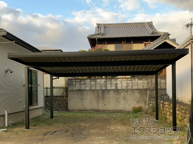 和歌山県橋本市のLIXIL リクシル（トステム）のカーポート テリオスポートIII 900 2台用 角柱4本柱 積雪〜30cm対応 施工例