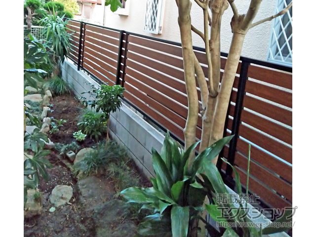 千葉県千葉市ののフェンス・柵 モクアルフェンス 横板タイプ　自由柱施工 施工例