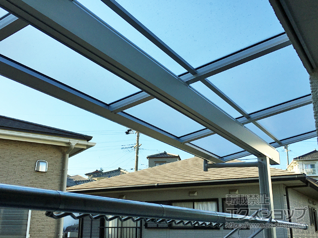 愛知県知多市ののバルコニー・ベランダ屋根 ソラリア F型 屋根タイプ 単体 積雪〜20cm対応 施工例