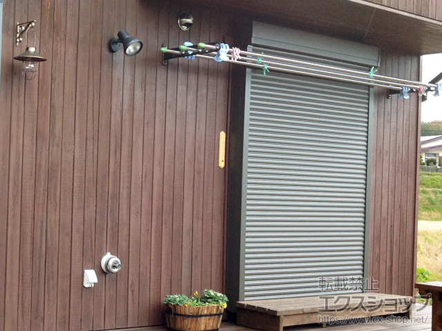 山梨県北杜市のLIXIL リクシル（トステム）の窓シャッター 【特注】リフォームシャッター 手動式 施工例