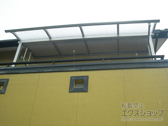 福岡県福岡市ののバルコニー・ベランダ屋根 ソラリア R型 屋根タイプ 単体 積雪〜20cm対応 施工例