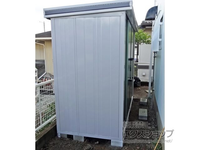 大阪府阪南市のの物置・屋外倉庫 エルモ 一般型 2570×1170×2121 LMD-2511-EG 施工例