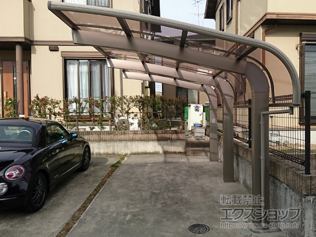 群馬県伊勢崎市のLIXIL リクシル（トステム）のカーポート テールポートシグマIII 1500 積雪〜50cm対応 施工例