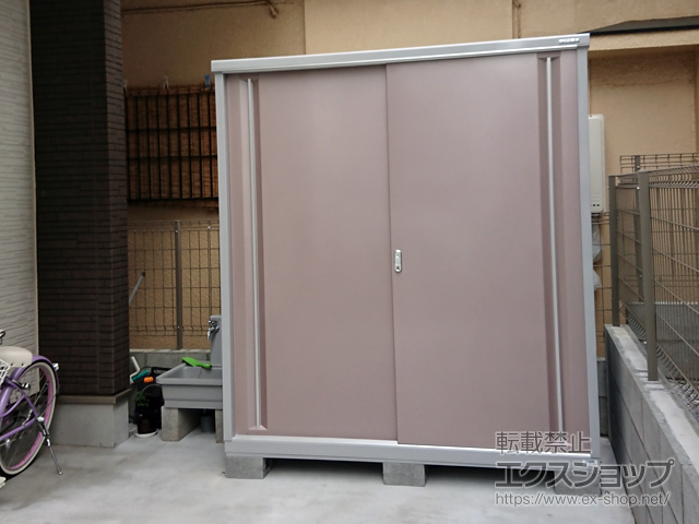 東京都板橋区のの物置・屋外倉庫 シンプリー 一般型 1740×755×1903 MJX-177E-P-【AR】 施工例