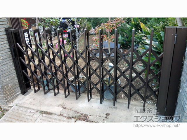 千葉県市川市ののカーゲート トリップゲートII N型 ノンキャスター 片開き 27S 施工例