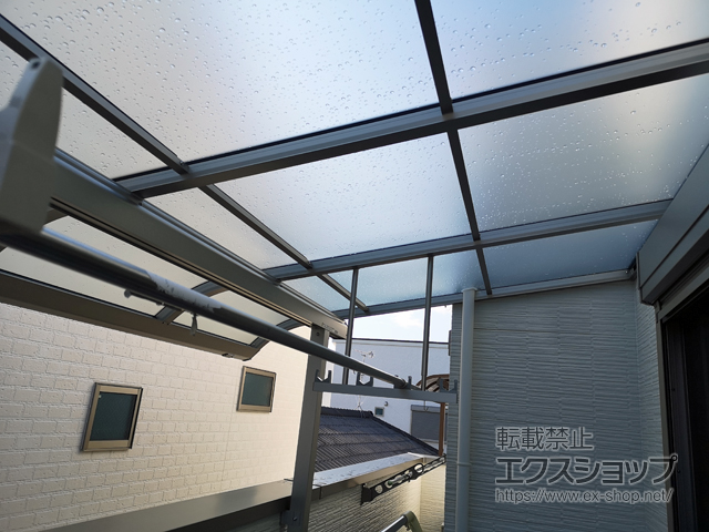 兵庫県尼崎市ののバルコニー・ベランダ屋根 ソラリア R型 屋根タイプ 単体 積雪〜20cm対応 施工例