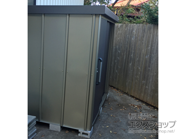 神奈川県茅ヶ崎市のの物置・屋外倉庫 エスケーエイト SK8-70 一般型 1800×1200×1940 SK8-70-GK 施工例