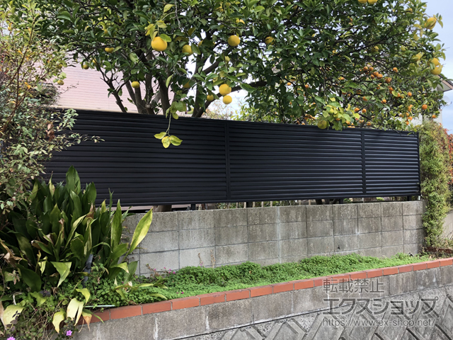 福岡県北九州市ののフェンス・柵 ミエーネフェンス 目隠しルーバータイプ 自由柱施工 施工例