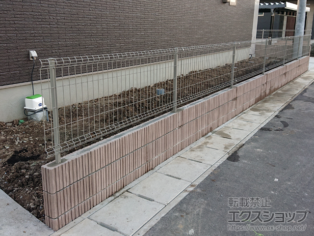 熊本県熊本市ののフェンス・柵 イーネットフェンス 3F型　自由柱施工 施工例