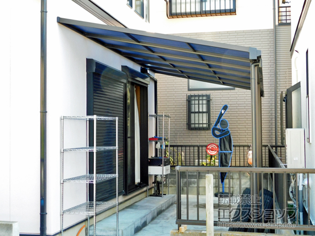 埼玉県さいたま市ののテラス屋根 ソラリア F型 テラスタイプ 連棟 積雪〜20cm対応 施工例