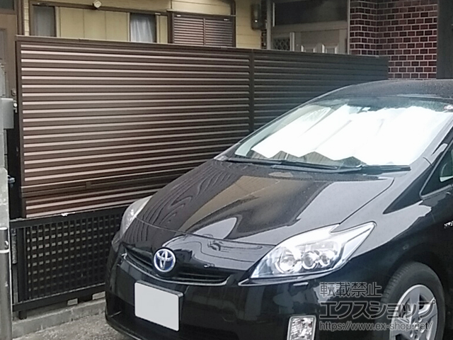 神奈川県川崎市ののフェンス・柵 ミエーネフェンス 目隠しルーバータイプ 2段支柱 自立建て用(パネル2段) 施工例