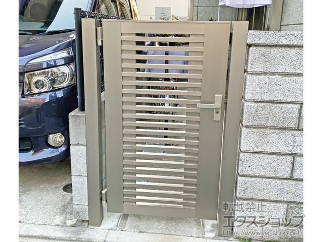 東京都足立区のの門扉 ライシス門扉 9型 細横桟 片開き 柱使用 施工例