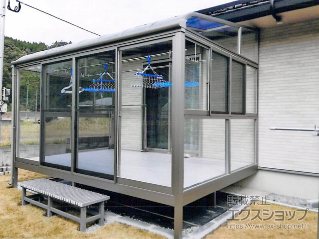 鹿児島県霧島市ののテラス囲い・サンルーム サニージュ R型 床納まり ランマ無 積雪〜20cm対応 施工例