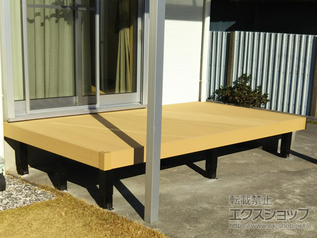 埼玉県越谷市ののウッドデッキ リウッドデッキ 200 施工例