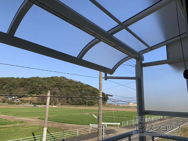 福岡県行橋市ののバルコニー・ベランダ屋根 ソラリア R型 屋根タイプ 単体 積雪〜20cm対応 施工例