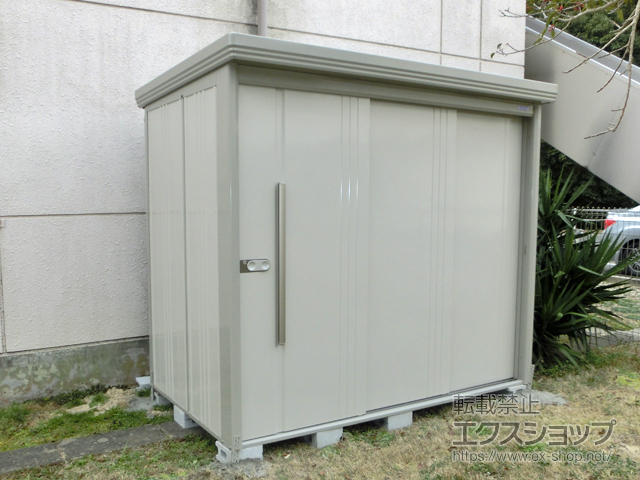 三重県四日市市のの物置・屋外倉庫 Mr.ストックマンダンディ 一般型 2348×1406×2110 ND-2314-W 施工例