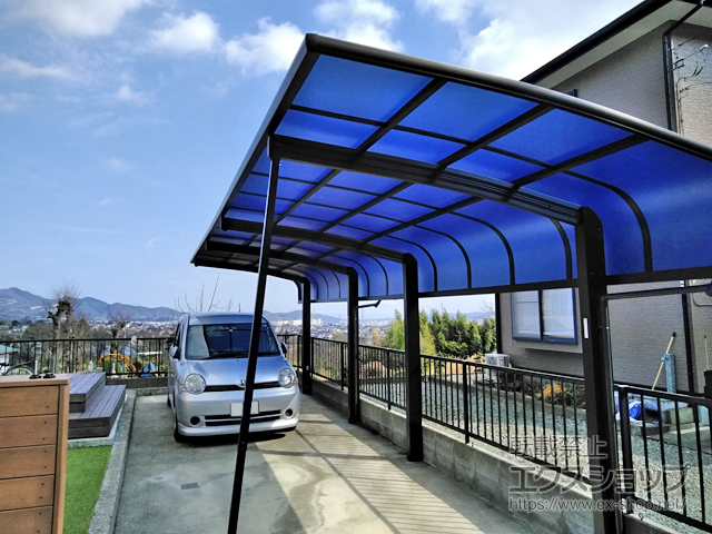 神奈川県秦野市ののカーポート プレシオスポート アルファ 縦連棟 積雪〜20cm対応 施工例