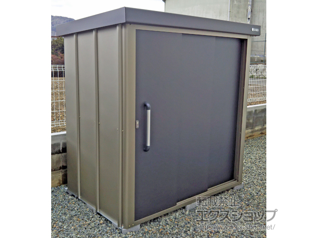 兵庫県宝塚市のの物置・屋外倉庫 エスケーエイト SK8-70 一般型 1800×1200×1940 SK8-70-GK 施工例