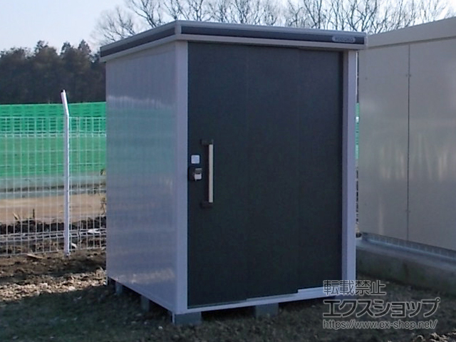 茨城県稲敷市のの物置・屋外倉庫 エルモ 一般型 1520×1870×2118（LMD-1518） LMD-1518-SM 施工例