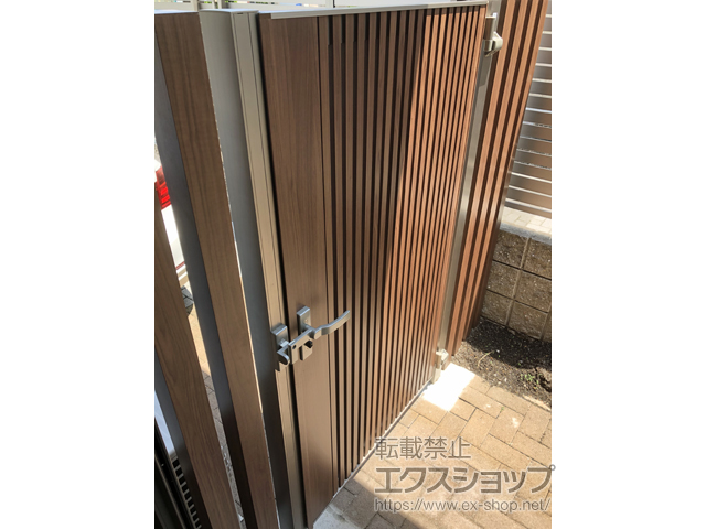 愛知県尾張旭市のの門扉 開き門扉AB ウッディTS1型 片開き 柱使用 施工例