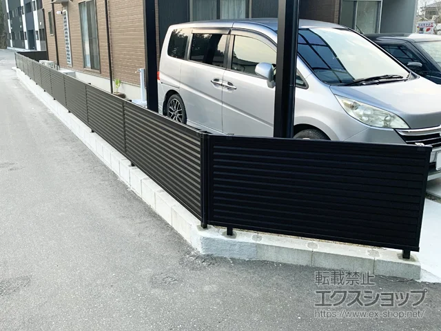 鹿児島県薩摩川内市のValue Selectのフェンス・柵・塀 ミエーネフェンス 目隠しルーバータイプ 自由柱施工 施工例