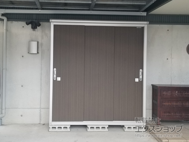 愛知県名古屋市のの物置・屋外倉庫 エスモ 一般型 1797×520×1959（ESE-1805A） ESE-1805A-DW 施工例