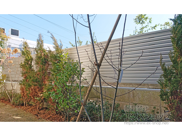 東京都小金井市ののフェンス・柵 ミエーネフェンス 目隠しルーバータイプ 自由柱施工 施工例