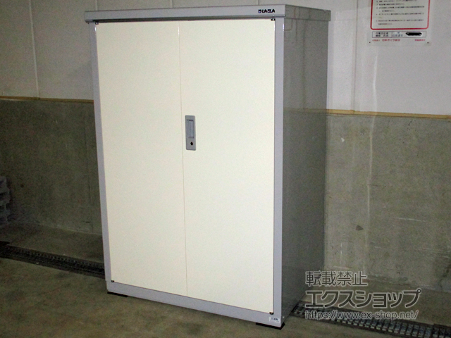 兵庫県赤穂市のの物置・屋外倉庫 アイビーストッカー 1100×755×1603 BJX-117D-FW 施工例