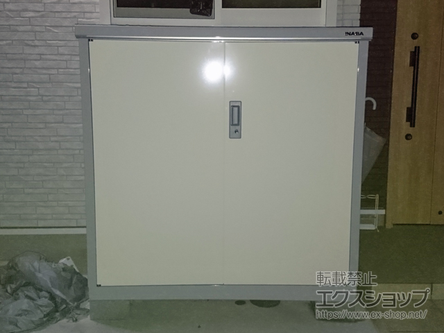 神奈川県横浜市のの物置・屋外倉庫 アイビーストッカー 1320×515×1303（BJX-135C） BJX-135C-FW 施工例