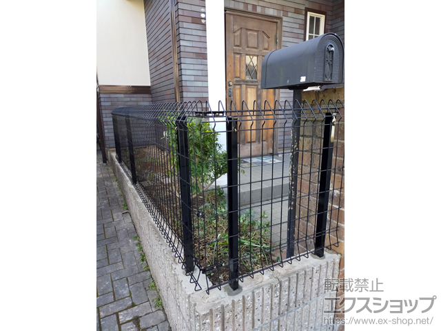 神奈川県藤沢市ののフェンス・柵 メッシュフェンス G10-R 自由柱 施工例