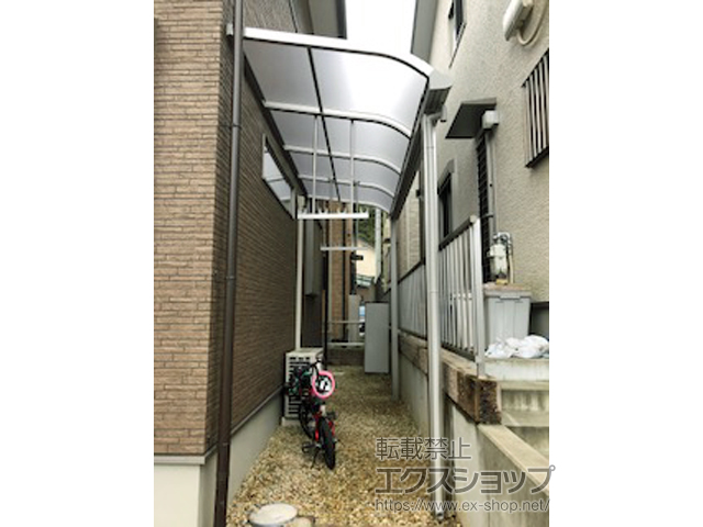 滋賀県大津市ののテラス屋根 ソラリア R型 テラスタイプ 単体 積雪〜20cm対応 施工例