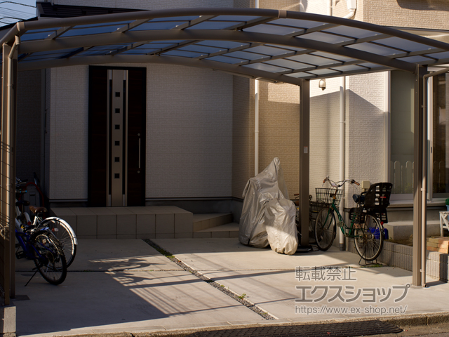 千葉県船橋市ののカーポート ネスカR (ラウンドスタイル) ワイド 積雪〜20cm対応 施工例