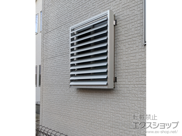 埼玉県所沢市のLIXIL リクシル（トステム）の面格子・窓格子 【特注】目隠し可動ルーバー 引違い窓用 施工例