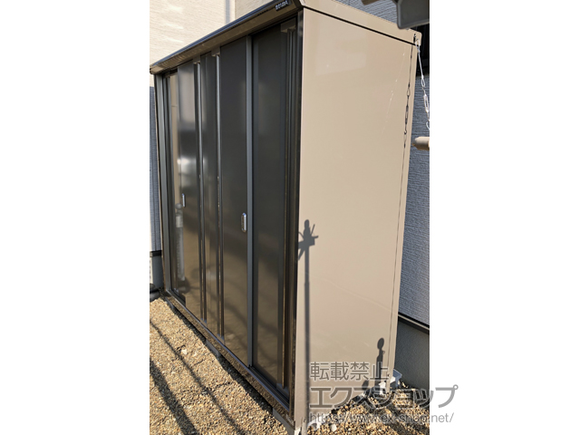 大阪府枚方市のの物置・屋外倉庫 ナイソーシスター　1940×720×1903（KMW-197EP） KMW-197EP-NG 施工例