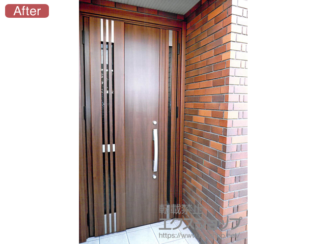 兵庫県尼崎市のLIXIL リクシル（トステム）の玄関ドア リシェント玄関ドア3 断熱K4仕様 手動 親子仕様(ランマ無)L M83型 施工例