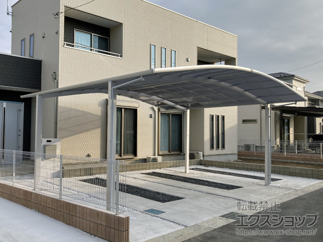 栃木県栃木市ののカーポート ネスカR (ラウンドスタイル) ワイド 積雪〜20cm対応 施工例