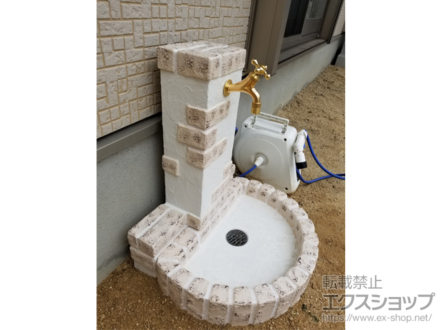 埼玉県春日部市のの立水栓・ガーデンシンク 立水栓ユニット レトロブリックタイプ 施工例