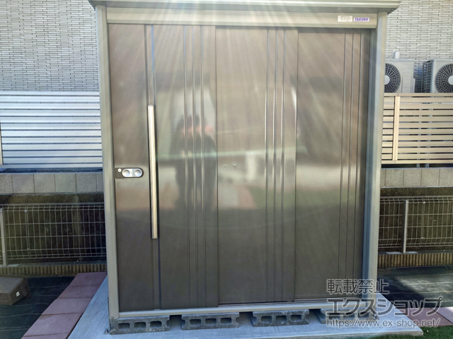 茨城県土浦市のの物置・屋外倉庫 Mr.ストックマンダンディ 一般型 1832×1222×2110 ND-1812-B 施工例