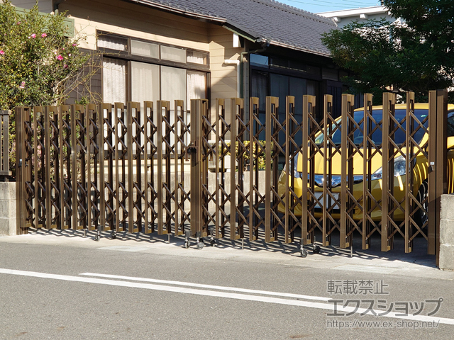 愛知県北名古屋市ののカーゲート アルシャインII HW型Aタイプ ノンレール 両開き　520W 施工例