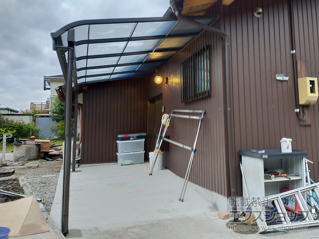 愛知県北設楽郡東栄町ののテラス屋根 スピーネ R型 テラスタイプ 単体 積雪〜20cm対応 施工例