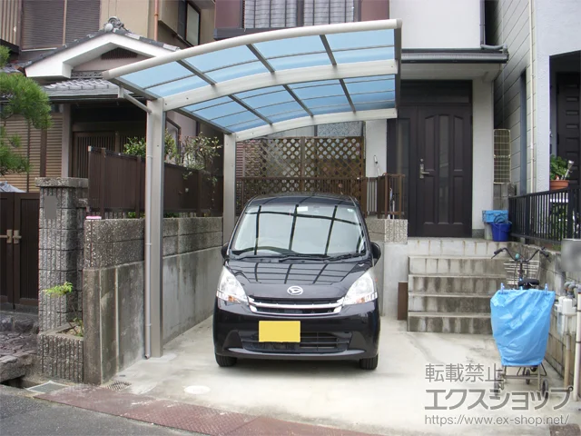 京都府向日市のYKKAPのカーポート レイナポートグラン 積雪〜20cm対応 施工例