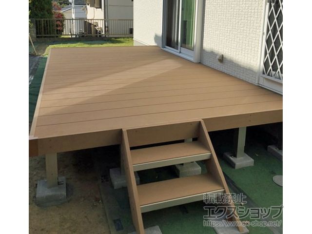 神奈川県横浜市ののウッドデッキ リウッドデッキ 200 施工例