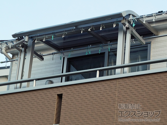広島県呉市ののバルコニー・ベランダ屋根 プレシオステラスII R型 屋根タイプ 単体 積雪〜20cm対応 施工例
