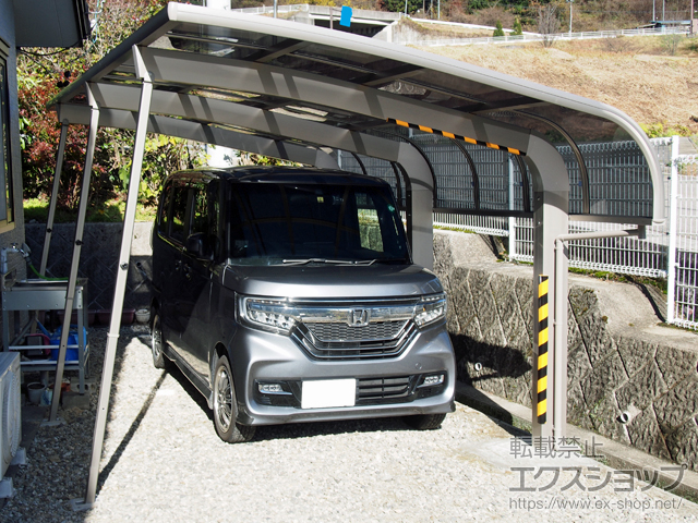 長野県木曽郡上松町のLIXIL リクシル（トステム）のカーポート テールポートシグマIII 1500 耐風圧強度仕様 積雪〜50cm対応 施工例